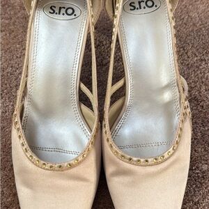 Vintage s.r.o. Heels